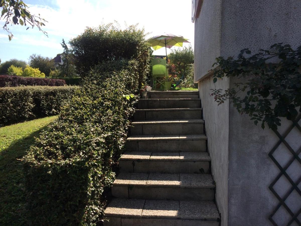 Bed and Breakfast Clos Du Bourg Saint-Cyr-en-Val Exterior foto